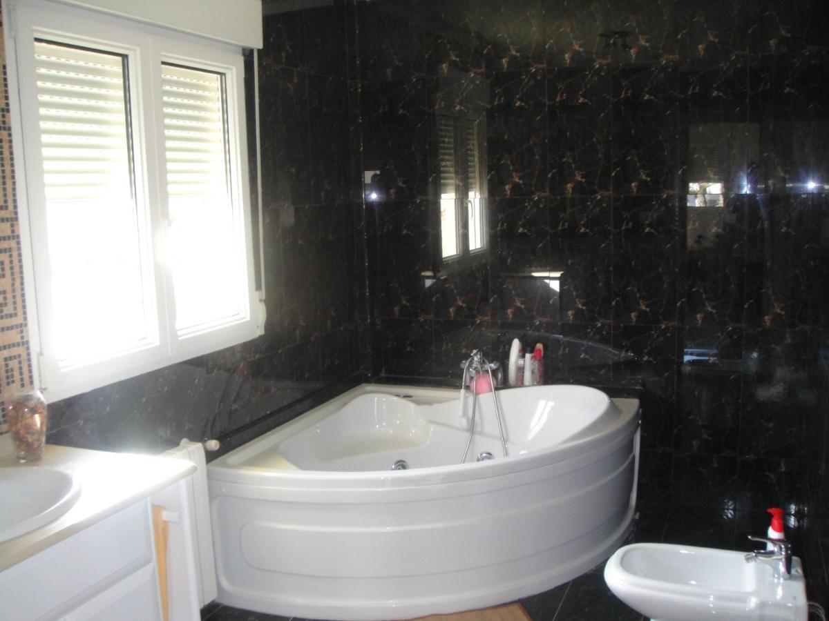 Chalet Muy Cerca De La Playa Con Piscina Privada Dehesa de Campoamor  Ngoại thất bức ảnh